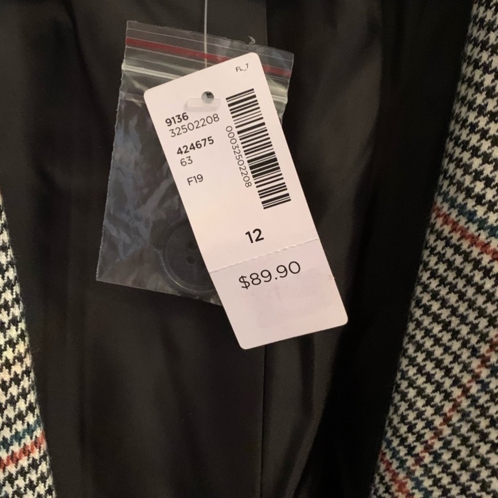 Reitmans Blazer - Picture 4 of 4